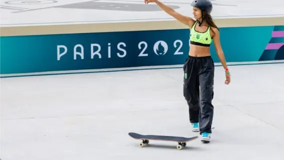 VÍDEO: Rayssa Leal é bronze no Skate Street nas Olimpíadas de Paris 2024