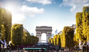 Champs-Élysées na abertura das Paralimpíadas 2024