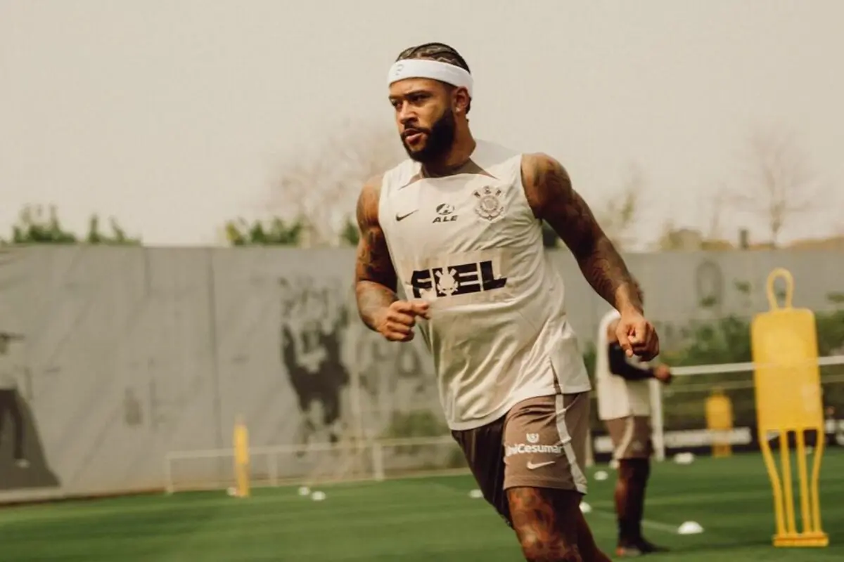 Times que Memphis Depay jogou