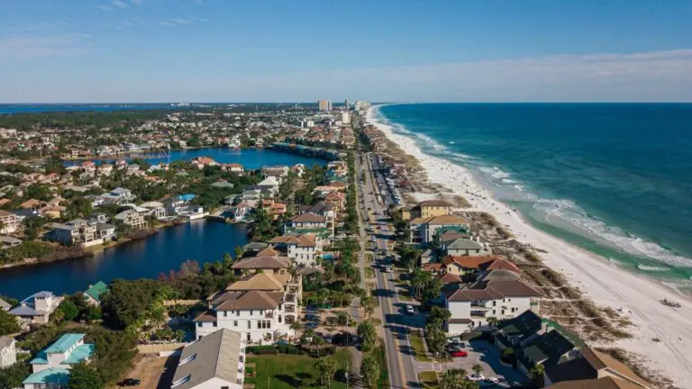 Que horas o furacão Milton chega na Flórida?