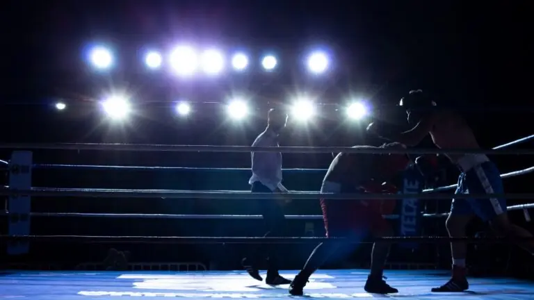 Horário do UFC hoje (2/11): onde assistir as lutas do UFC Edmonton ao vivo