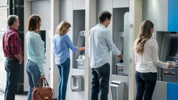 Tem expediente bancário dias 30 e 31 de dezembro? Veja como será em 2024