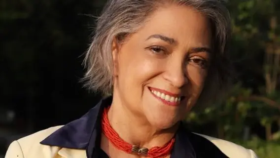 Morre Fernanda Britto, famosa por dicas de etiqueta