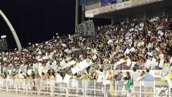 Na Globo? Onde assistir os desfiles das escolas de samba de SP 2025