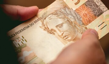 como fica o quinto dia útil de março para pagamento