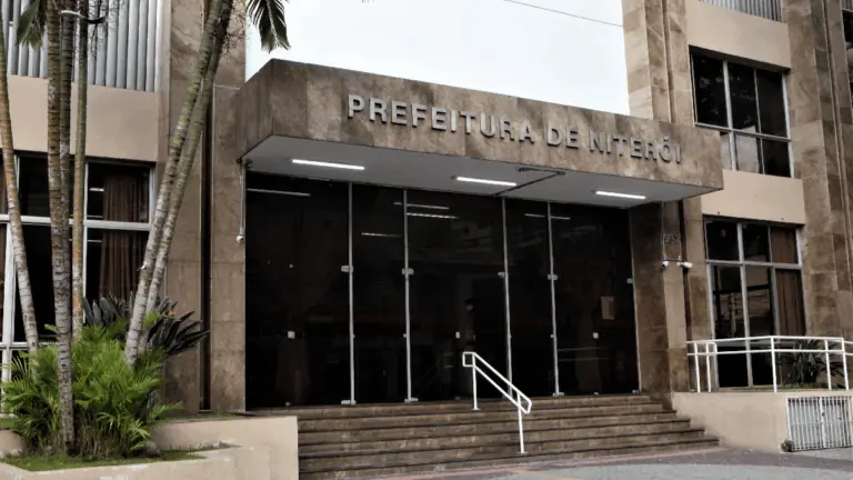 Concurso ION de Niterói tem vagas nível médio e técnico e salário de até R$ 3,9 mil