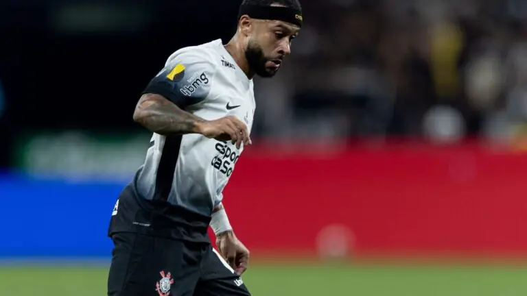 Corinthians precisa ganhar por 4 gols para seguir na Libertadores