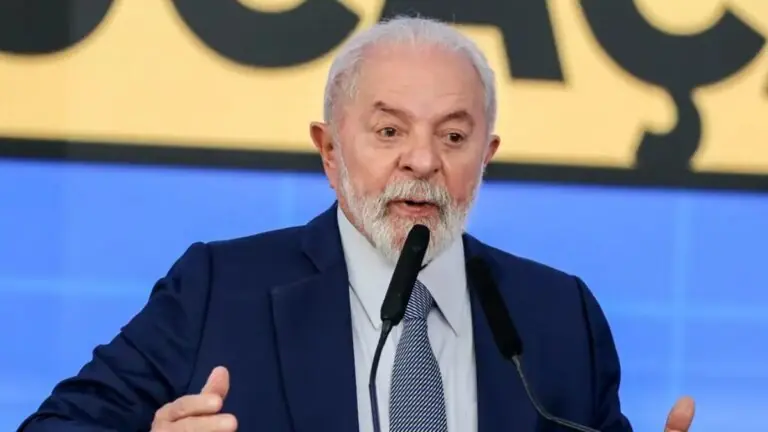 Quando sai a 1ª parcela do décimo terceiro antecipado?