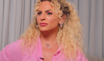 Loiro Malibu: cabeleireira revoluciona técnica de mechas e alavanca carreira