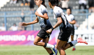 onde vai passar Corinthians feminino