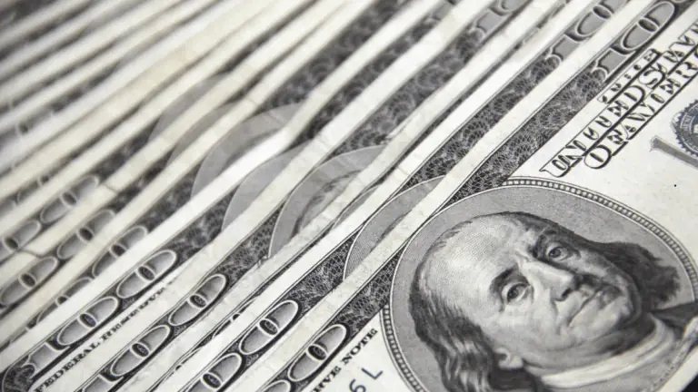 Dólar hoje (29/4): sobe 0,09% após dados de emprego nos EUA