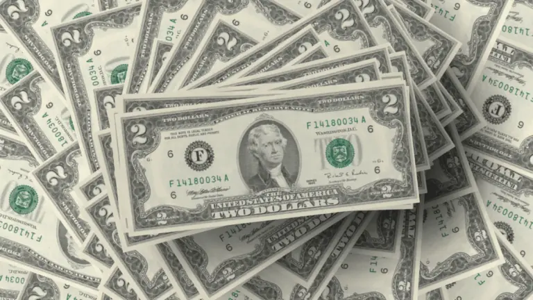 Dólar hoje (30/4): moeda tem o menor valor do mês