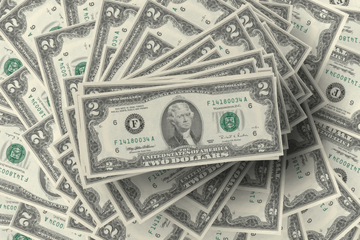 Dólar hoje (30/4): moeda tem o menor valor do mês