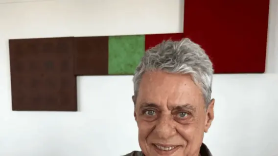 Conheça as 3 irmãs de Chico Buarque: Miúcha, Cristina e Ana