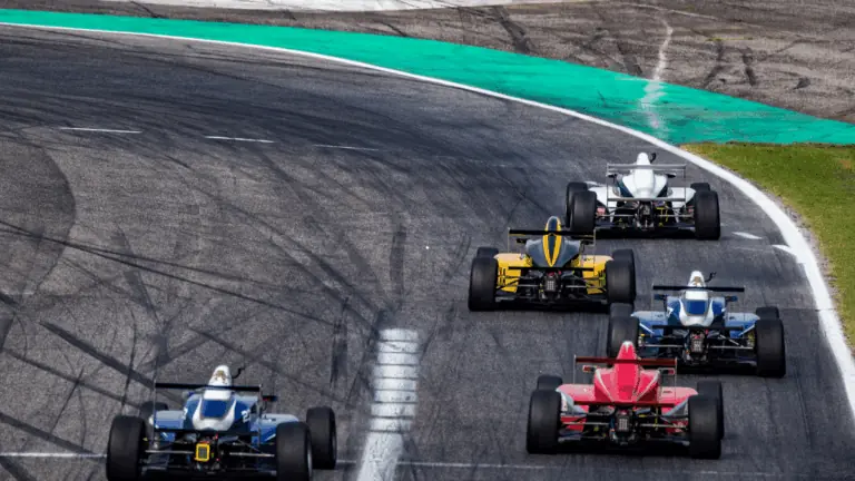 Corrida da F1 hoje na Band: horário do GP do Japão de 2025