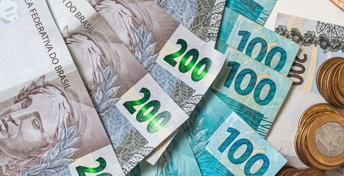 Novo auxílio de 400 reais