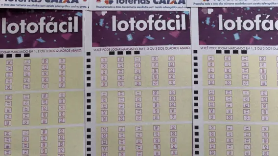 Resultado da Lotofácil 3398 e ganhadores de quinta-feira (22/05)