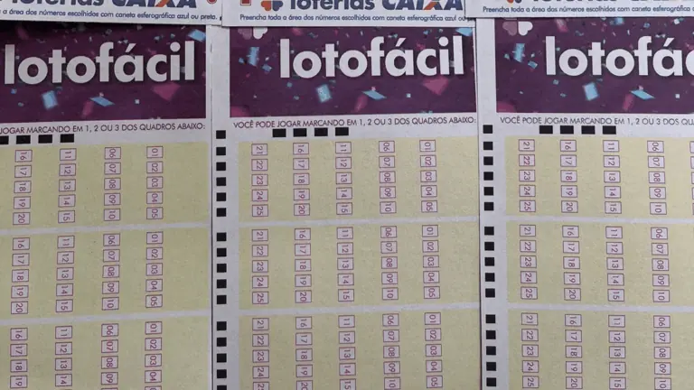 Resultado da Lotofácil 3398 e ganhadores de quinta-feira (22/05)