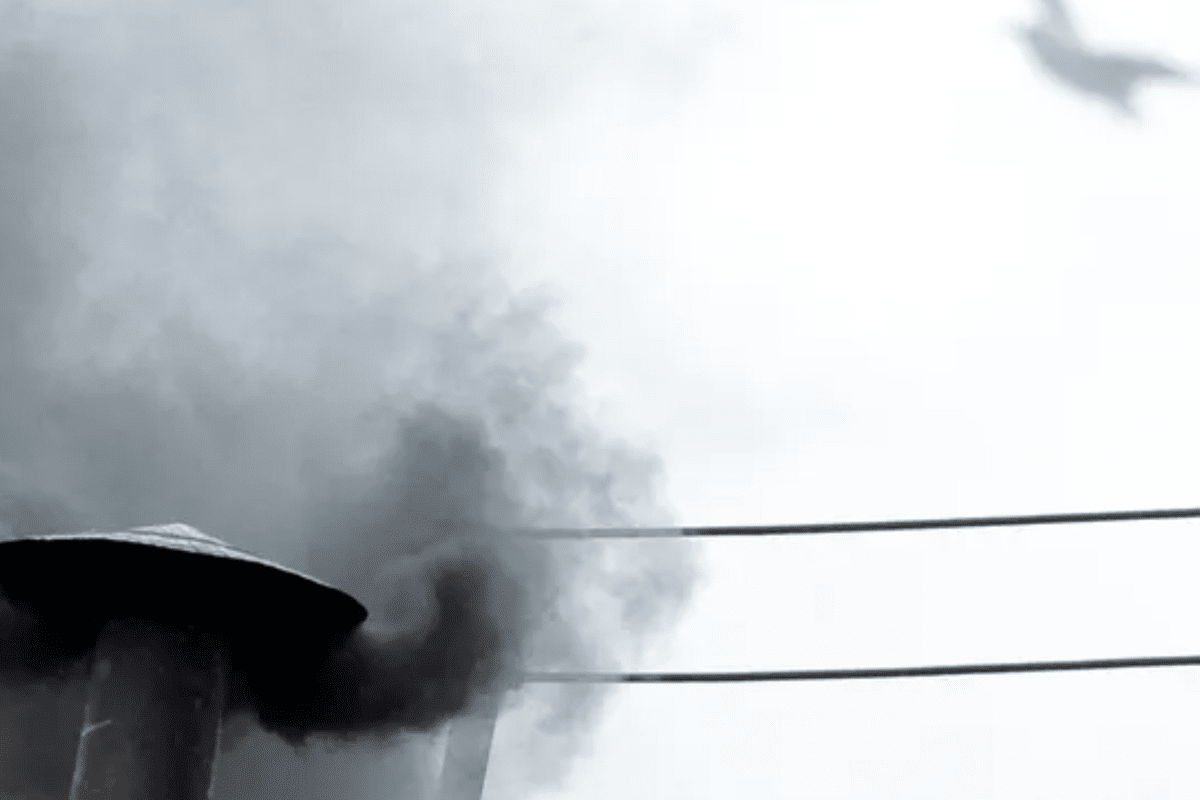 Habemus Papa? O que significa a fumaça preta no Conclave fumaça preta no Conclave