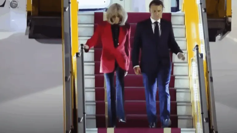 Qual a diferença de idade entre Macron e sua esposa?