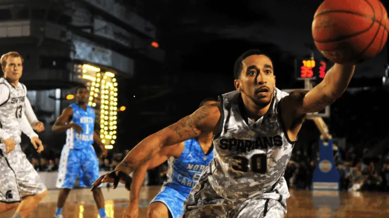 Onde assistir Timberwolves x Warriors no jogo 5 da NBA hoje