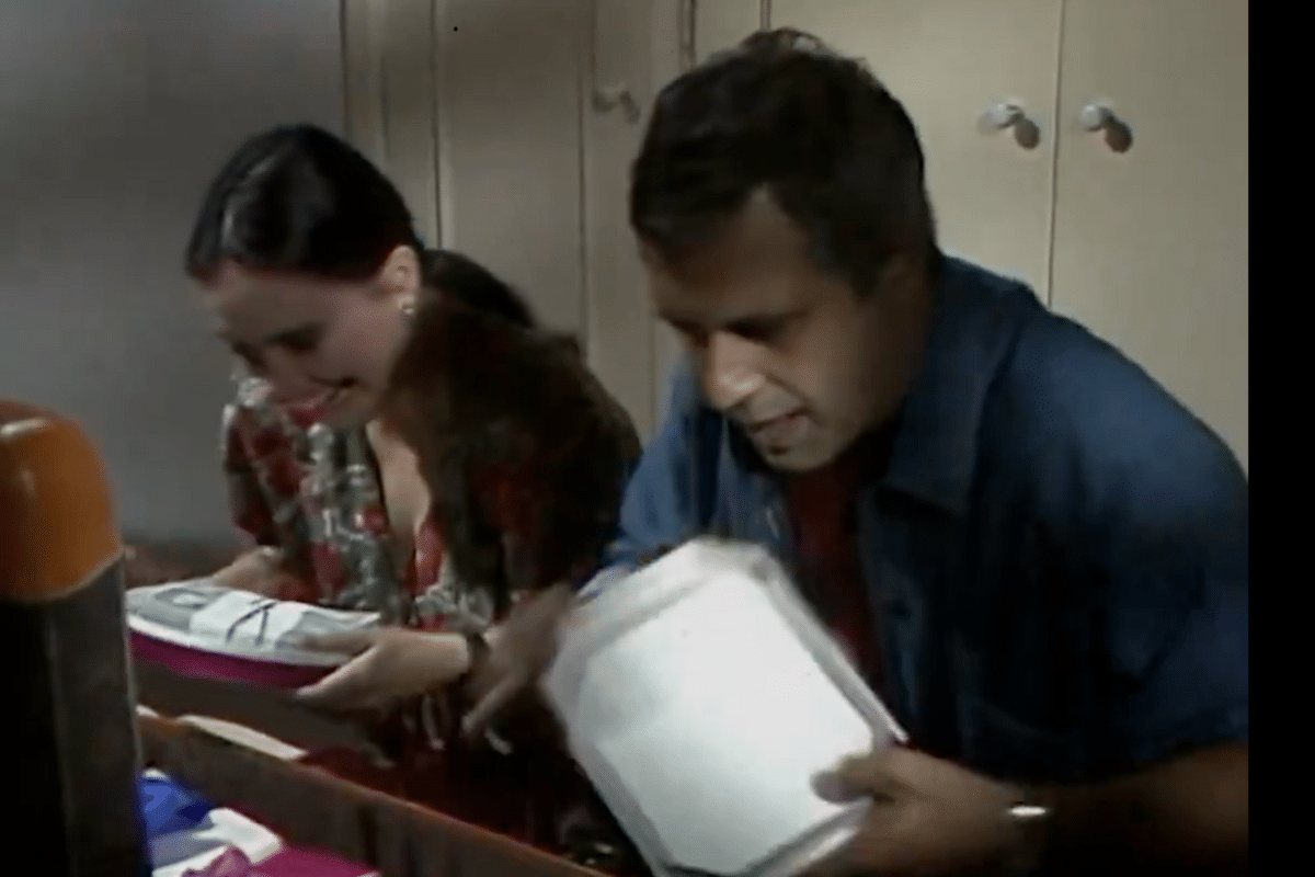 Quem fica com a mala de dinheiro em Vale Tudo? Veja como foi em 1988 mala de dinheiro em vale tudo