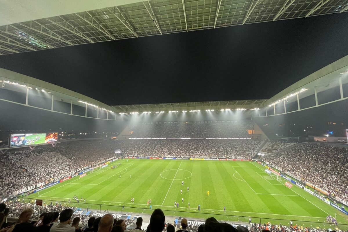 Onde vai passar o jogo do Corinthians hoje e escalação contra o Vitória (1/6)