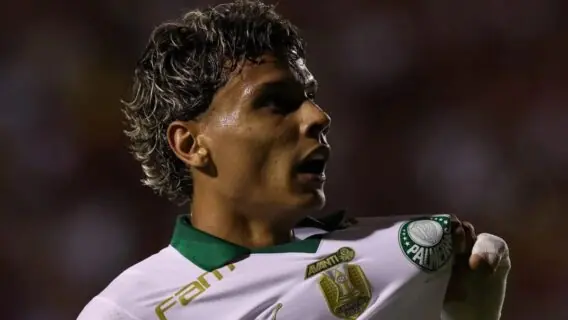 Benfica compra jogador Richard Ríos do Palmeiras por milhões