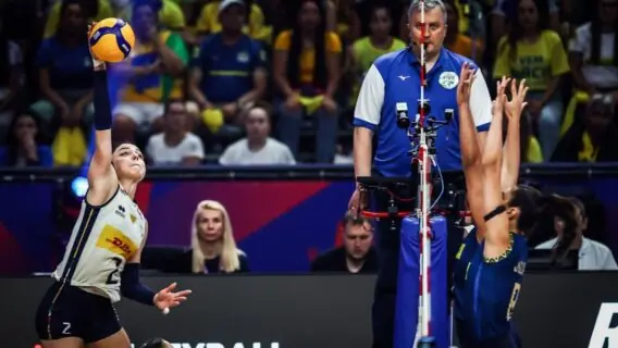 Ao vivo: onde assistir Brasil x Itália na final vôlei feminino hoje (27/07/25)