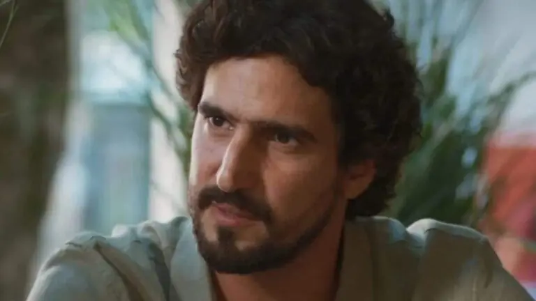 Ivan é preso em Vale Tudo por corrupção e Odete comemora