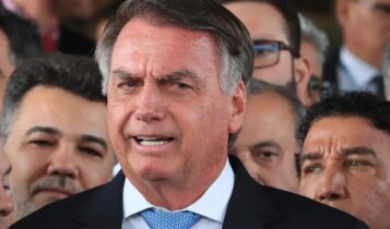 Maioria dos brasileiros culpam família Bolsonaro por tarifaço de Trump