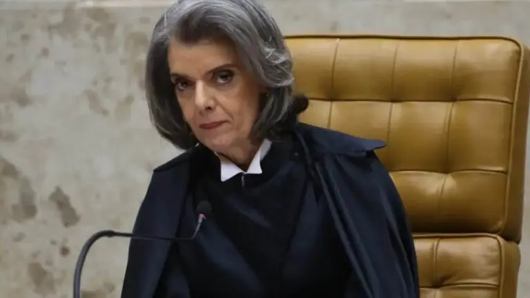 Que horas começa o voto de Carmen Lúcia e onde assistir ao vivo hoje