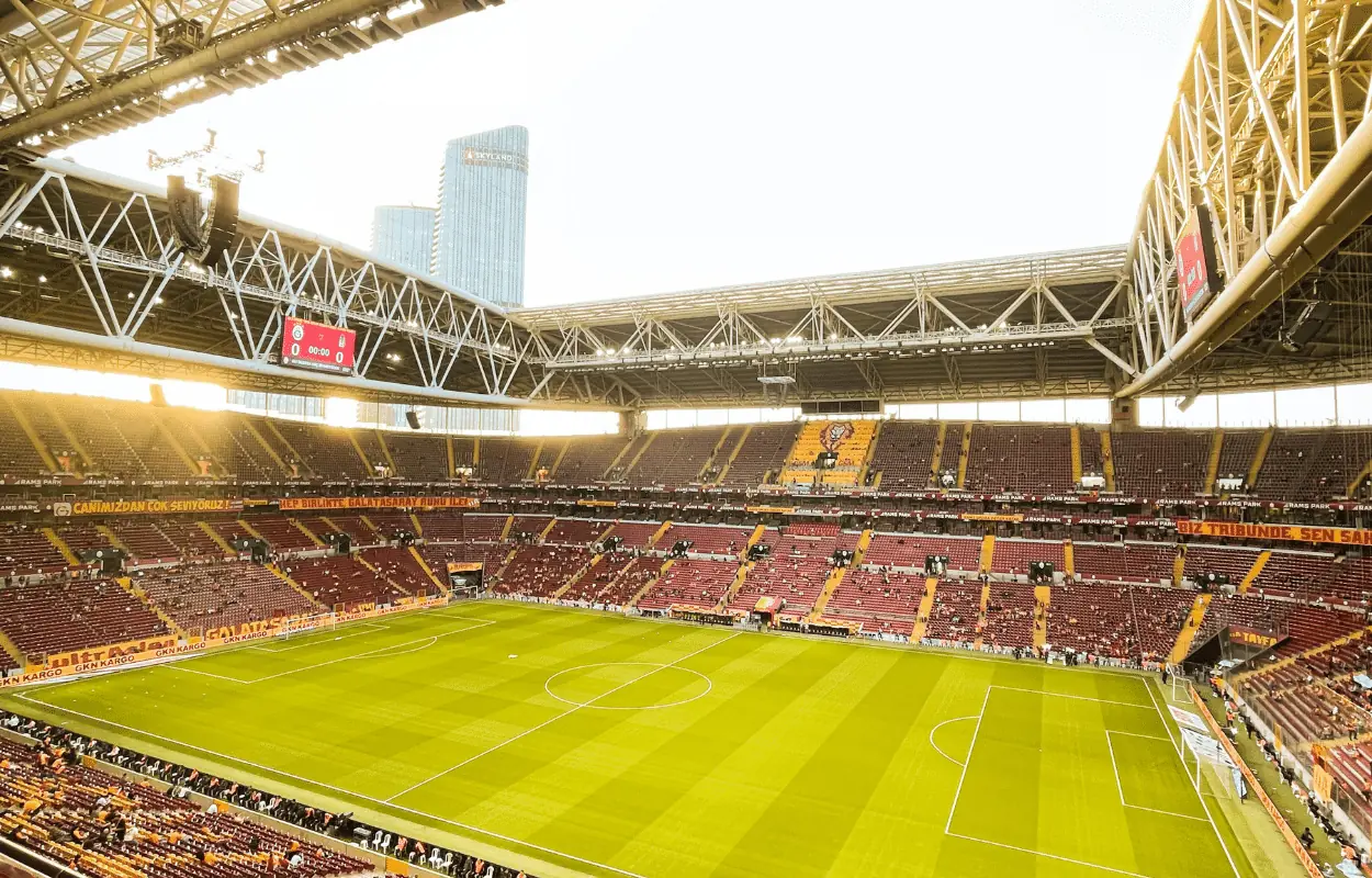 Onde assistir Barcelona x PSG