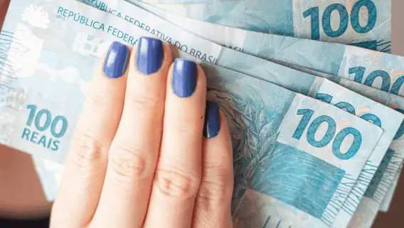 Saiba quem precisa devolver Auxílio Emergencial ao governo
