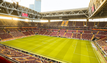 onde assistir o jogo do Famalicão x Porto hoje