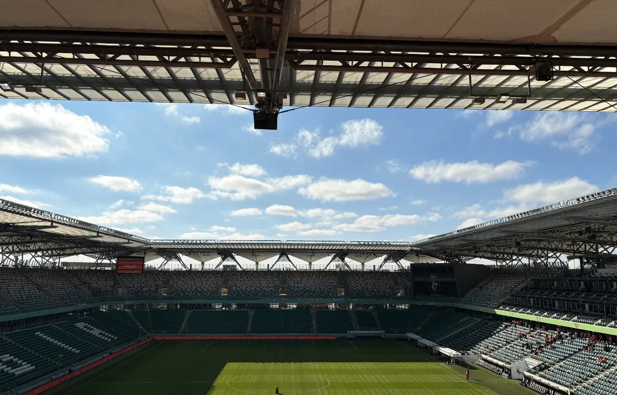 Em que canal vai passar o jogo do Benfica hoje