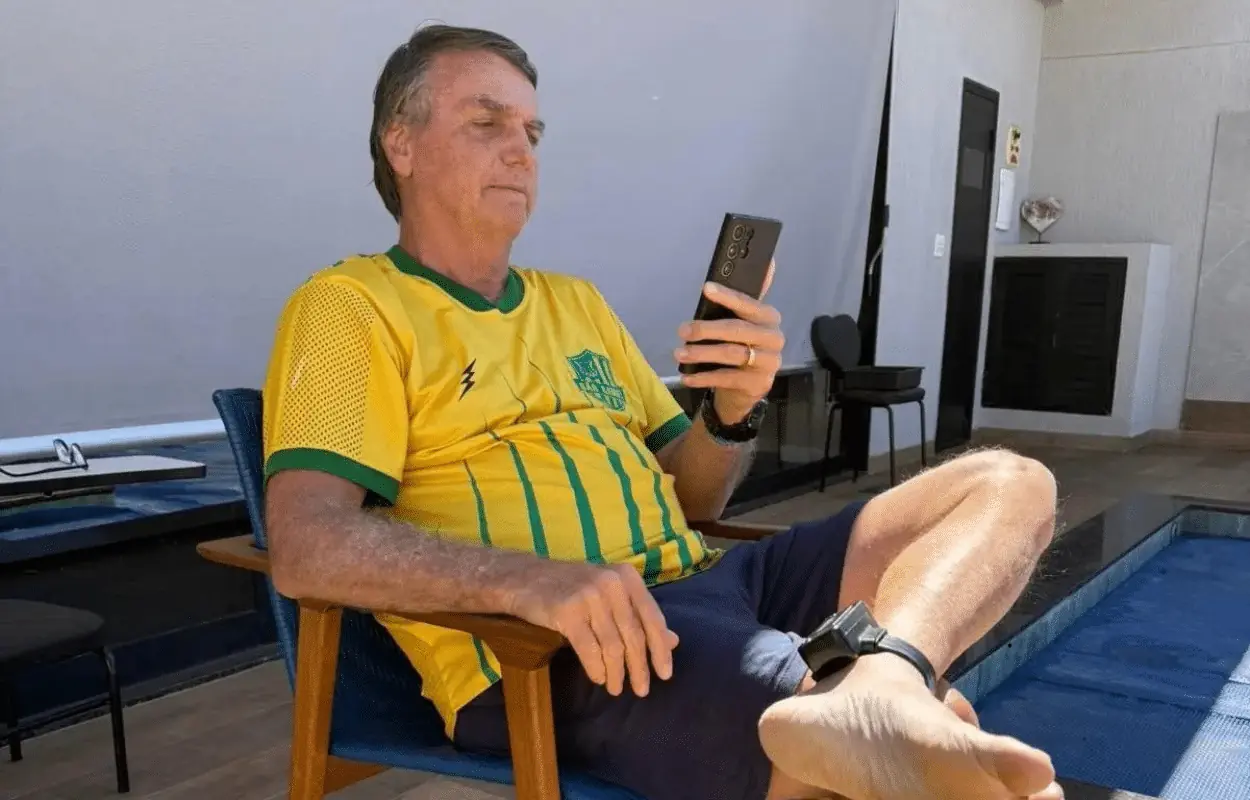 Onde o Bolsonaro está preso hoje