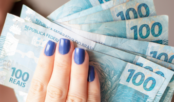 Quanto rende 850 milhões na poupança hoje