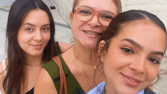 Quem são os pais da atriz Mel Maia? Conheça a família