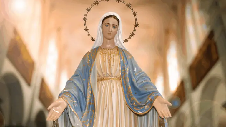 O que é a Hora da Graça em 8 de dezembro e como fazer um pedido