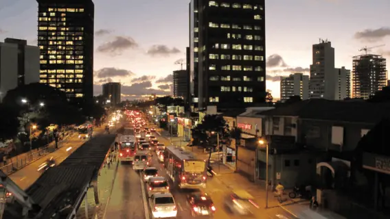 Rodízio de veículos de São Paulo é suspenso hoje por causa da greve