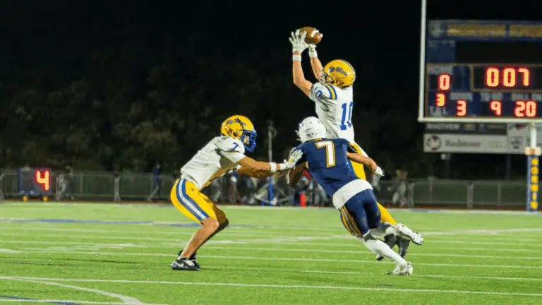 Onde assistir 49ers x Seahawks no jogo da Semana 18 da NFL hoje