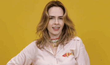 Ana Paula Renault é de direita ou esquerda?