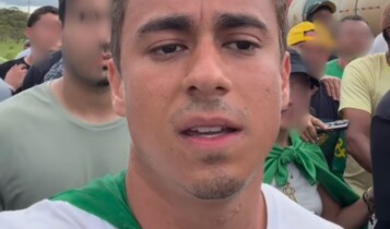Nikolas Ferreira está de férias