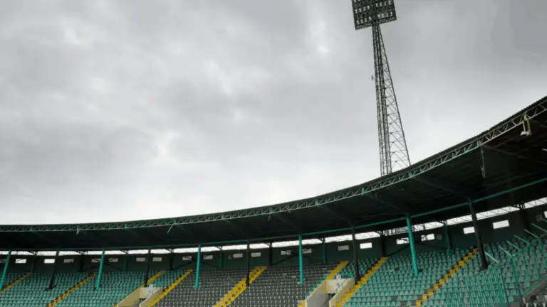 Onde vai passar o jogo do Cruzeiro x Uberlândia hoje no Mineiro