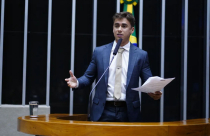 Nikolas Ferreira senador