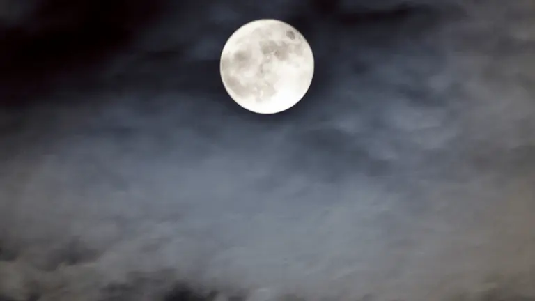 Saiba que horas vai dar para ver a 1ª Superlua de 2026