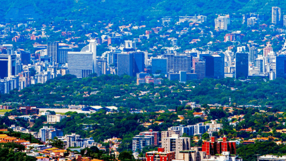 Fronteira do Brasil com a Venezuela é fechada após ataques dos EUA