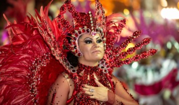 Onde assistir o desfile de São Paulo 2026