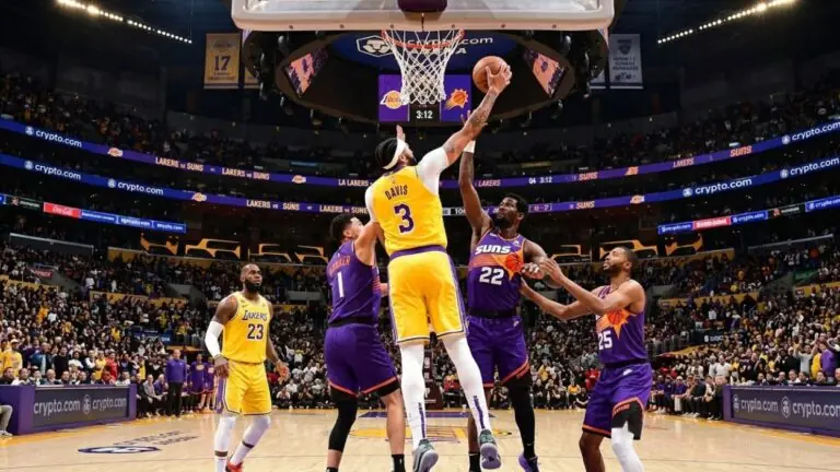 Onde assistir ao jogo Lakers x Suns hoje: horário e transmissão da NBA